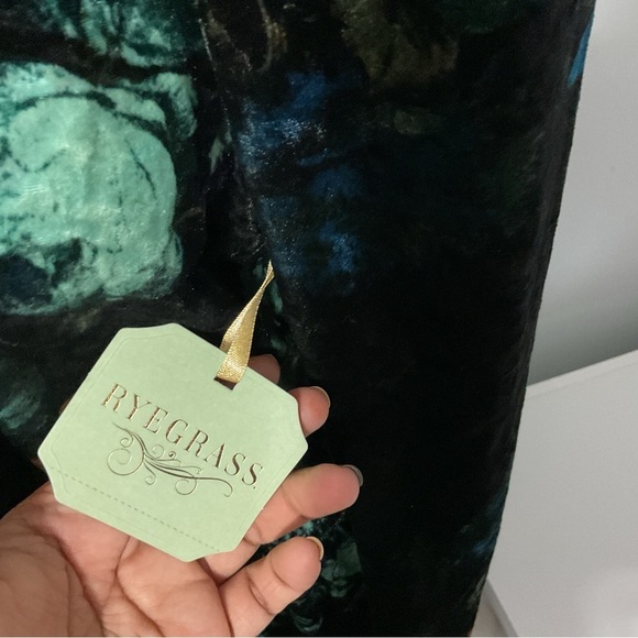 RYEGRASS Black Floral Velour Maxi Dress Size S - Picture 11 of 14